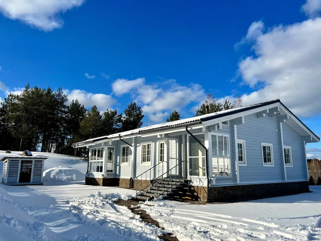 Уютный коттедж N8 с сауной и камином на озере Лунном — аренда посуточно в Мельниково