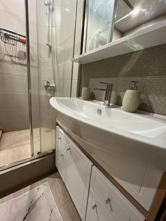 6-комнатный Дом