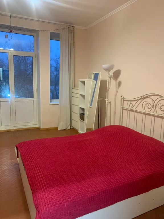 Квартира Квартира в сталинском доме на берегу Невы — Санкт-Петербург