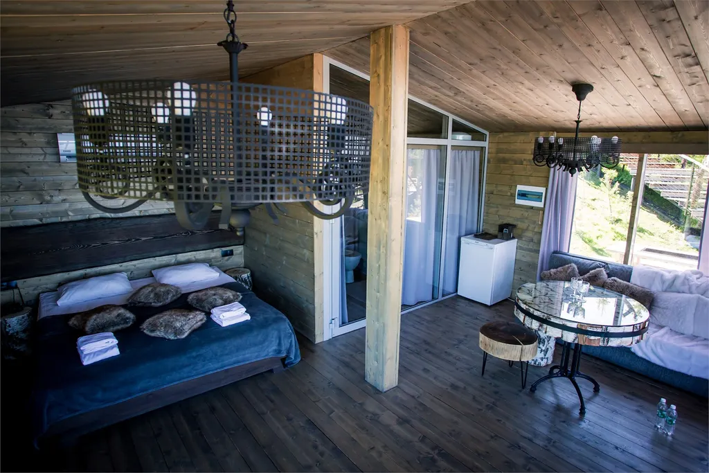 Дом Люкс 507, вид на Волгу, без Фурако