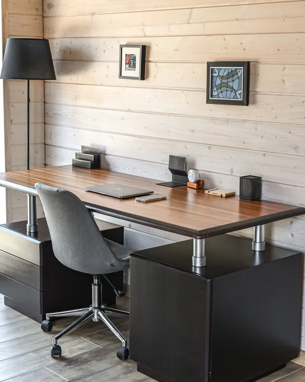 Коттедж с панорамными окнами Куско на Истринском водохранилище