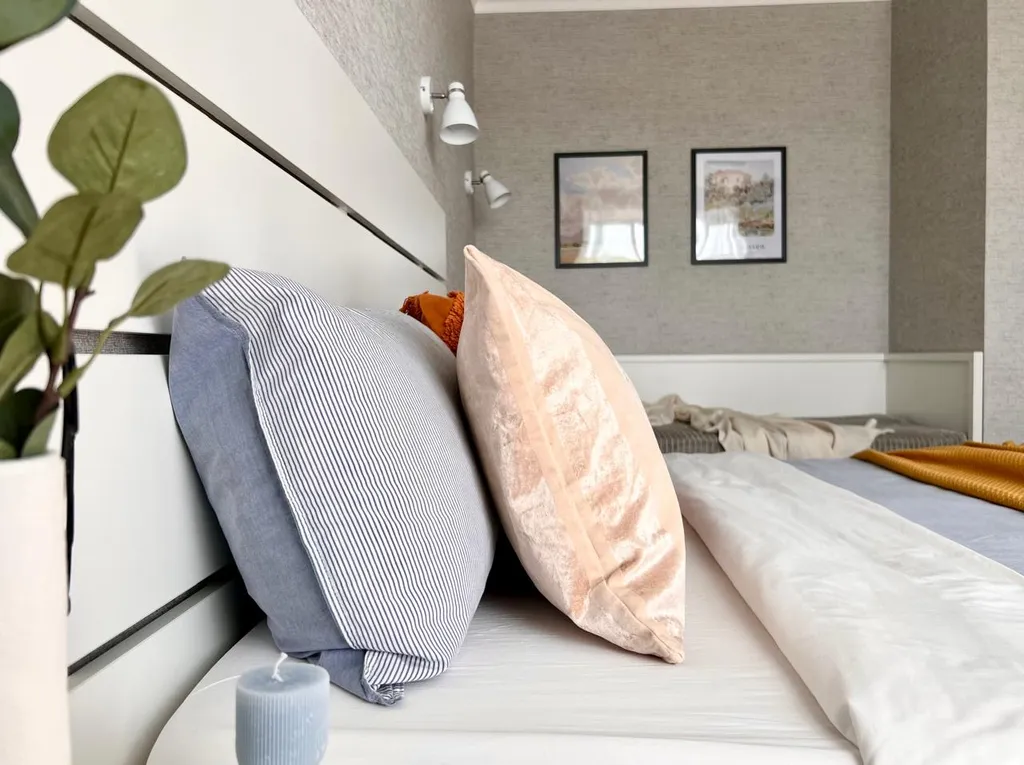 Стильный белоснежный апартамент в центре города, бесконтактный заезд