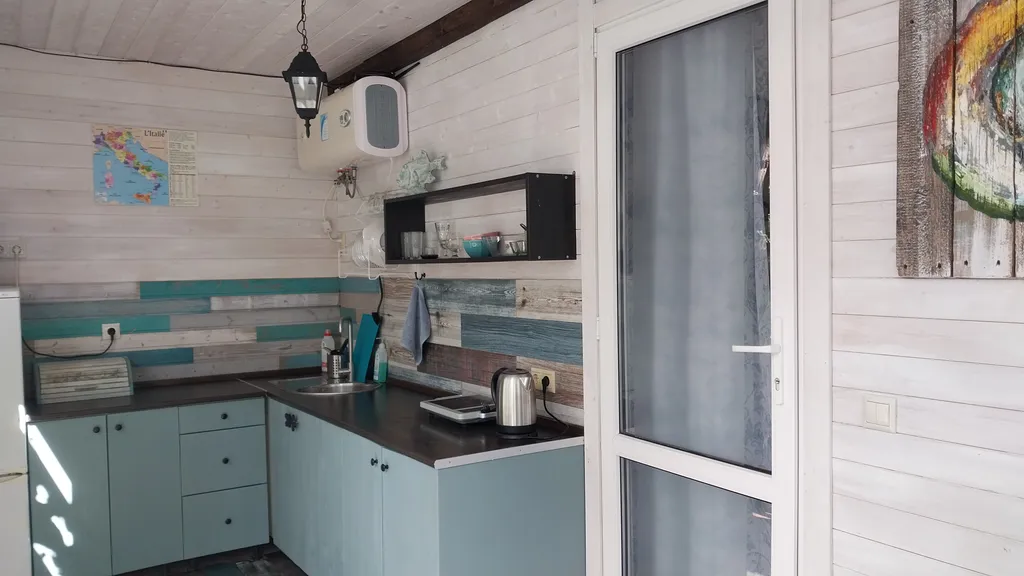 Домик с удобствами и кухней Персиковая поляна