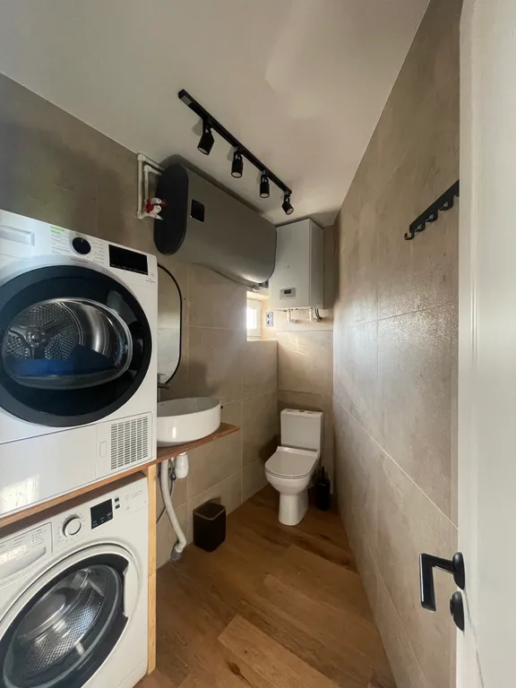 Коттедж Уютный домик с баней и купелью вблизи от города — Иннолово