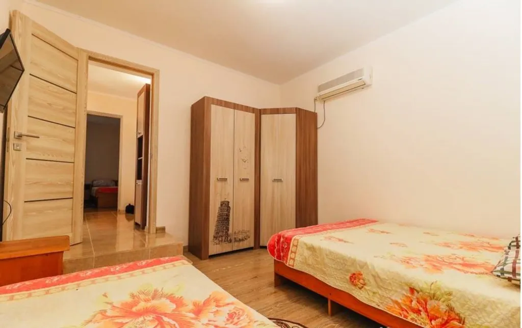 Квартира Комната — Кучугуры