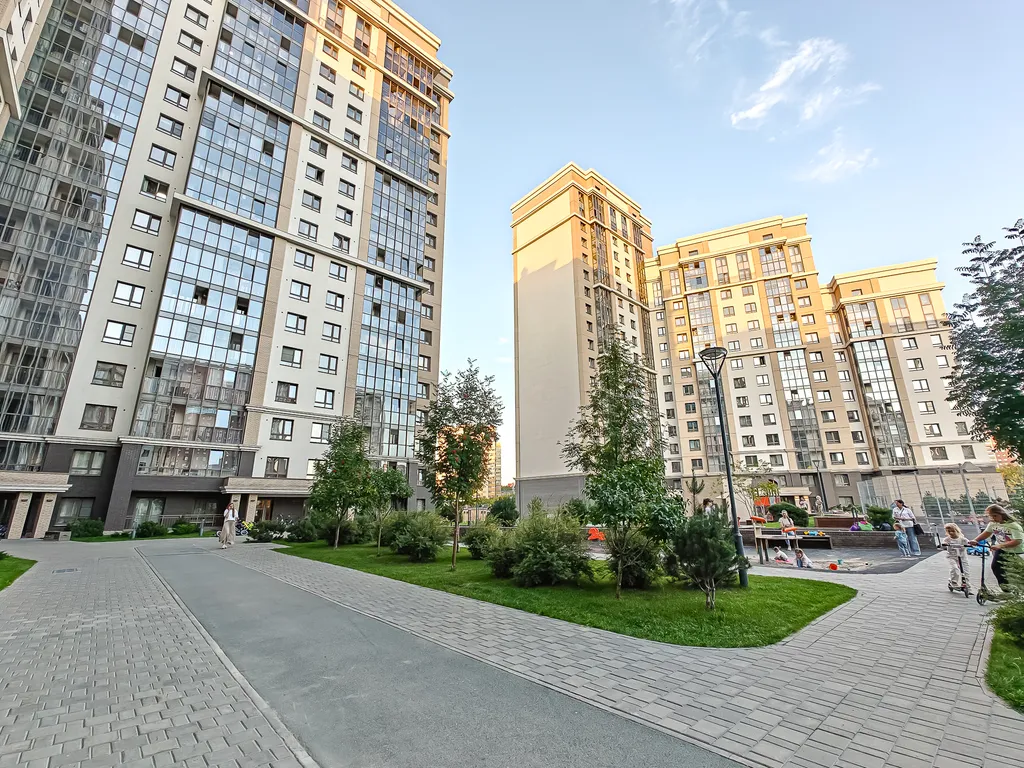 Квартира Солнечная квартира с двумя спальнями и балконом — Новосибирск