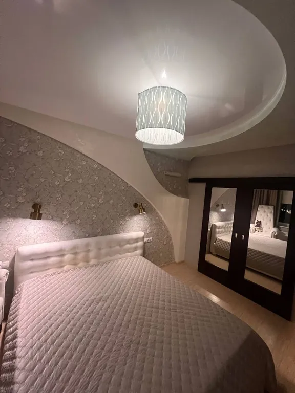 Квартира Просторная квартира с дизайнерским ремонтом — Санкт-Петербург