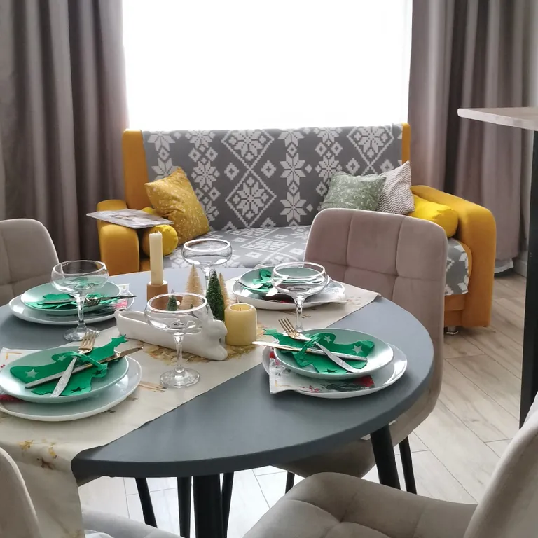 Квартира с новым дизайнерским ремонтом — аренда посуточно в Омск