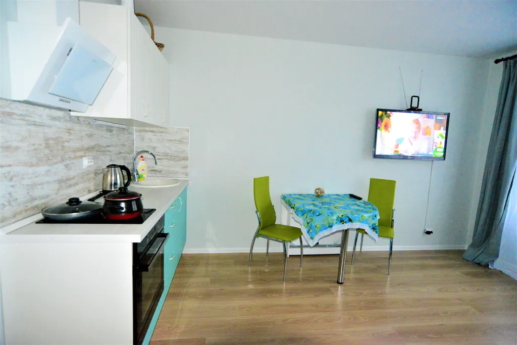 Уютная студия возле ТЦ Июнь