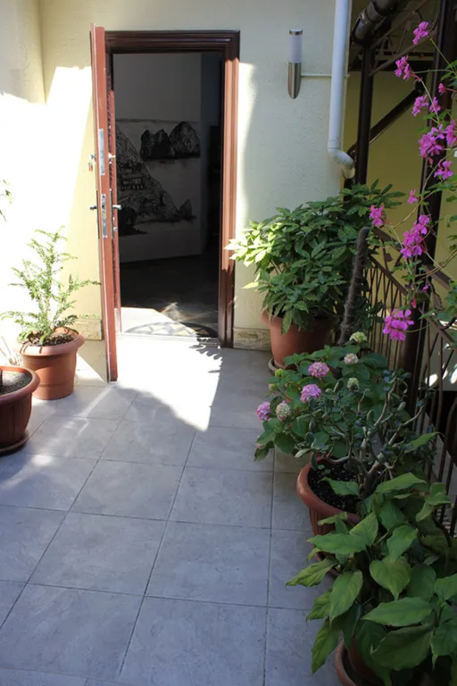 Квартира Апартаменты Андеграунд с видом на море — Гурзуф