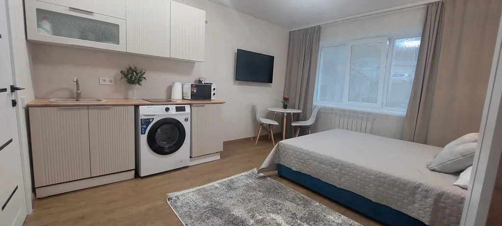 Новая, уютная студия