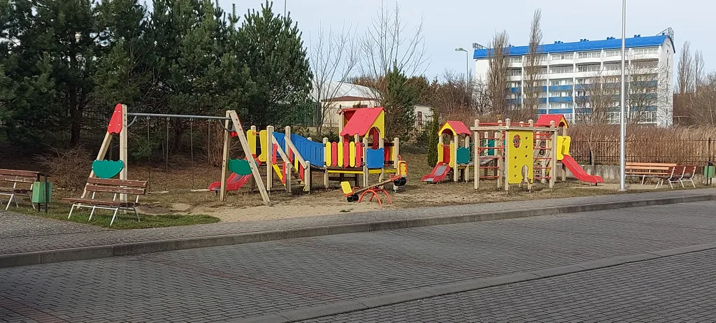 Уютная квартира в тихом районе, альпен парк 15 минут пешком до моря