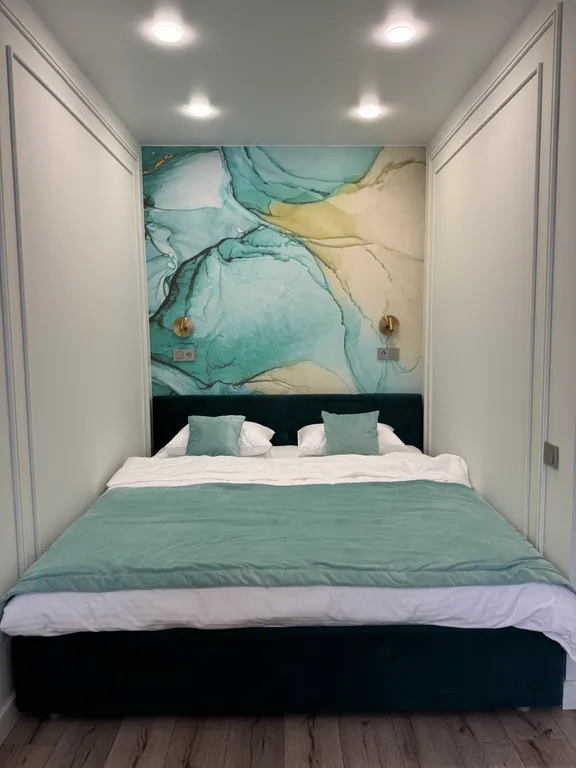 Дизайнерская квартира с бассейном на 13 этаже