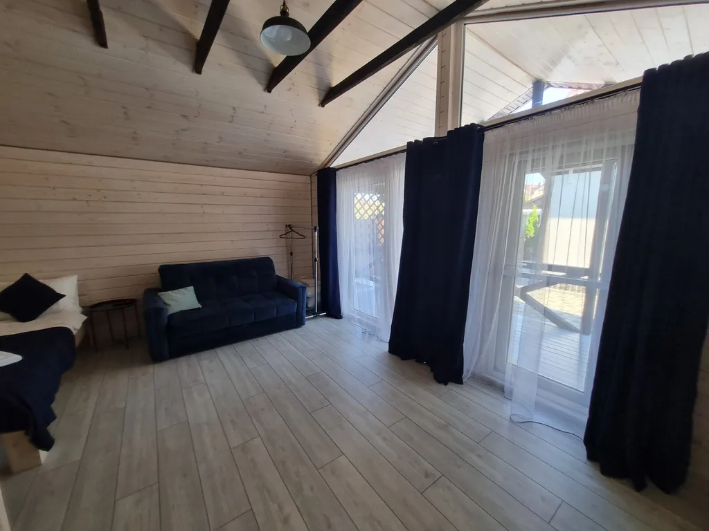 Коттедж Уютный дом на первой линии Азовского моря — Кучугуры