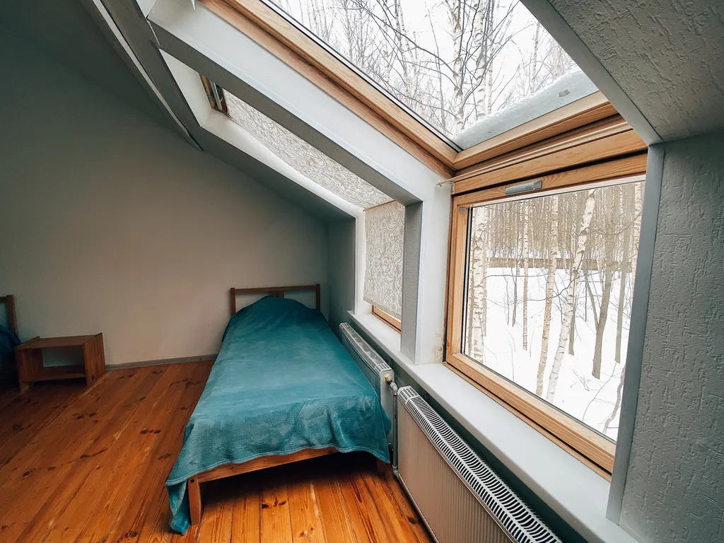 Тёплый коттедж у воды