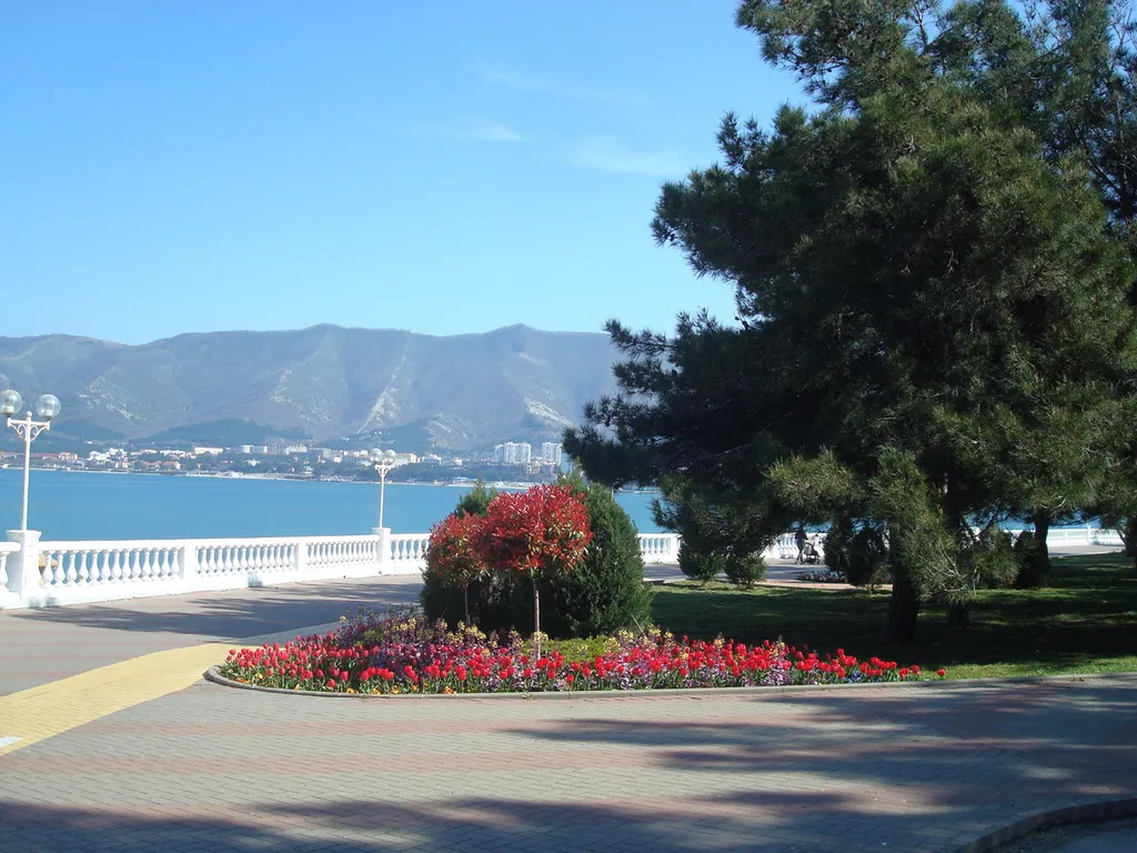 Квартира Квартира на Толстом Мысу между бухтой и открытым морем — Геленджик