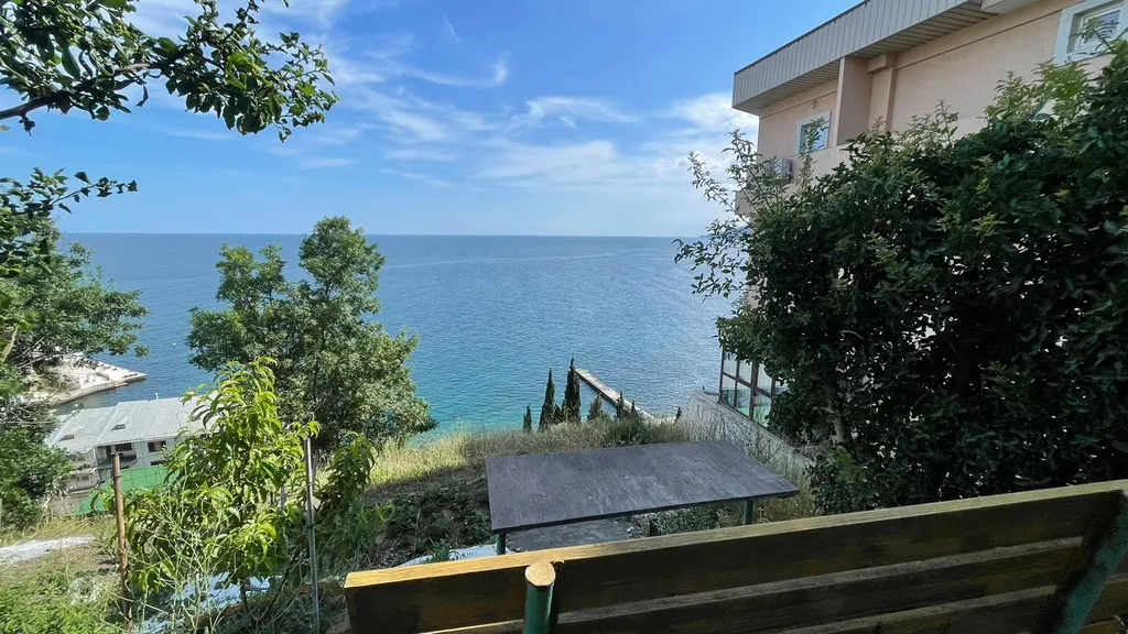 Квартира у пляжа "Изумрудный"