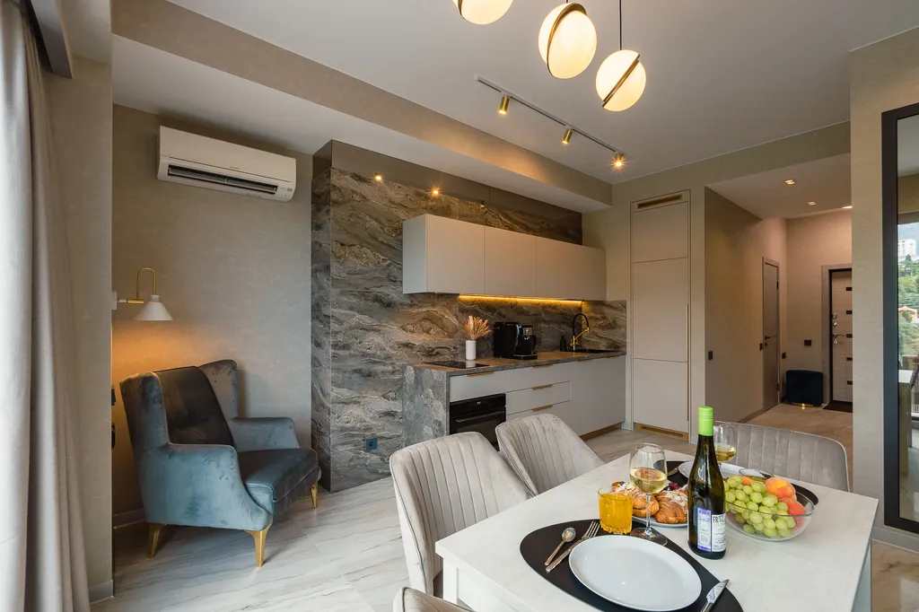 Эксклюзивная квартира с лучшим видом в приморском парке Ялты — аренда посуточно в Ялта