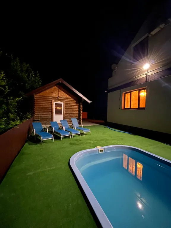 Коттедж Дом для отдыха б — Виноградное