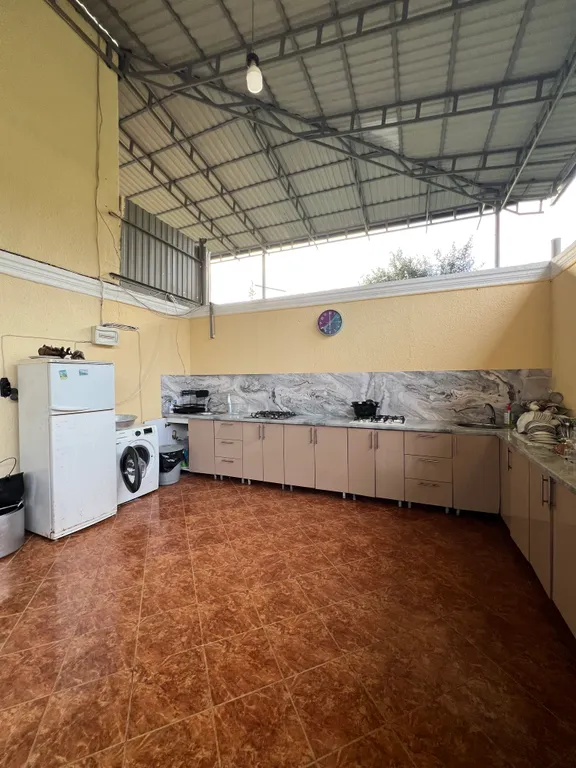 Эконом трехместный