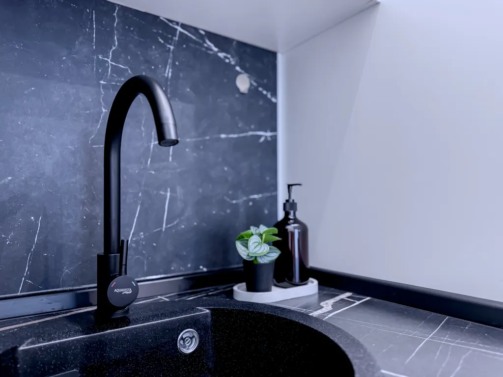 Уютная квартира рядом с ТЦ Алимпик