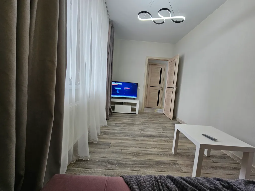 Квартира Просторная 3 км квартира Бирюза на озере в центре города — Горячий Ключ