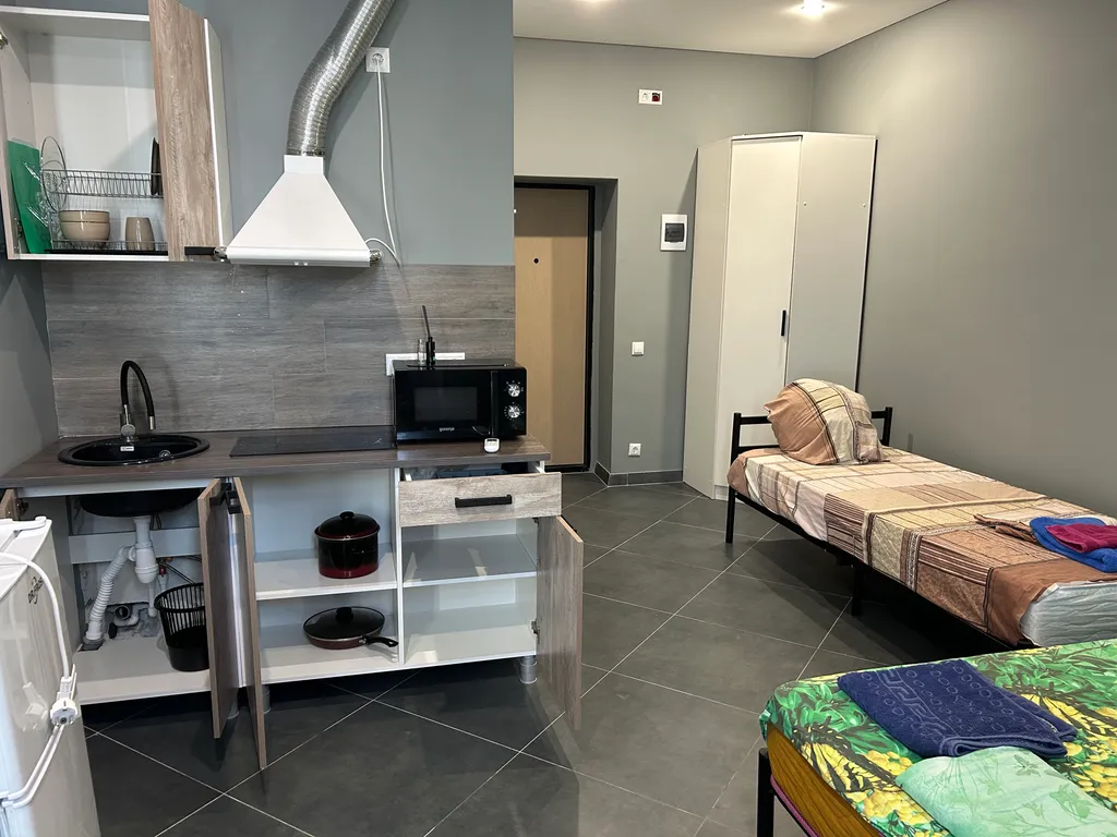 Уютная студия в тихом месте свежим ремонтом