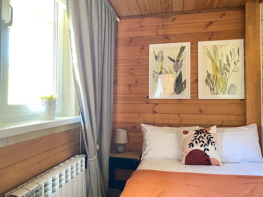 Деревянный домик с русской банькой в Большой Царевщине