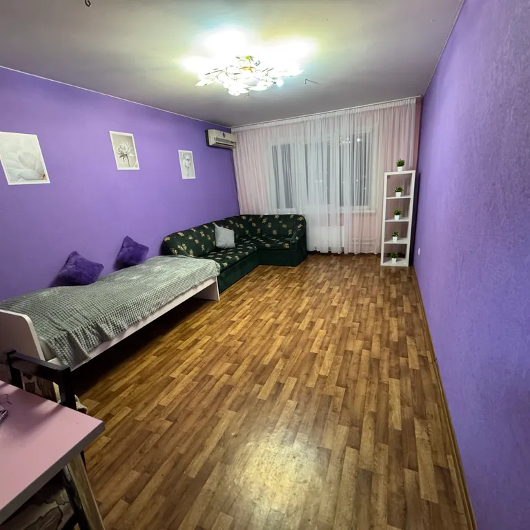 Квартира Квартира у моря, 2х комнатная (евротрёшка) — Новороссийск