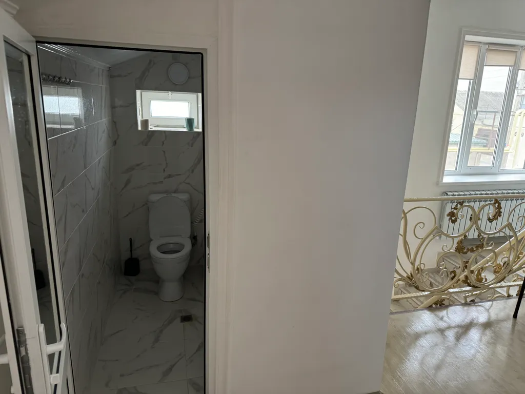 6-комнатный Дом