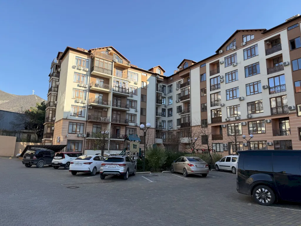 Квартира Квартира с видом на горы в 10 минутах до моря в ЖК Гоголь — Геленджик