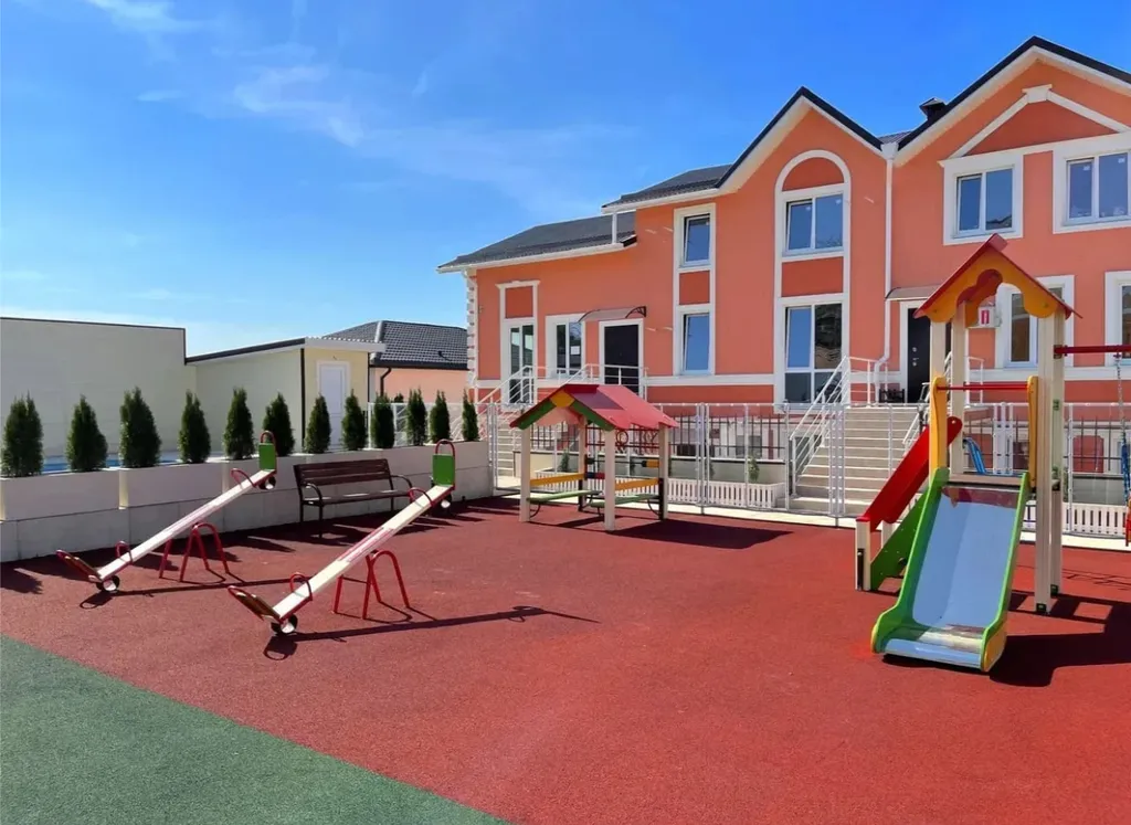 Квартира в Сочи, с подогреваемым бассейном и джакузи, закрытой территорией