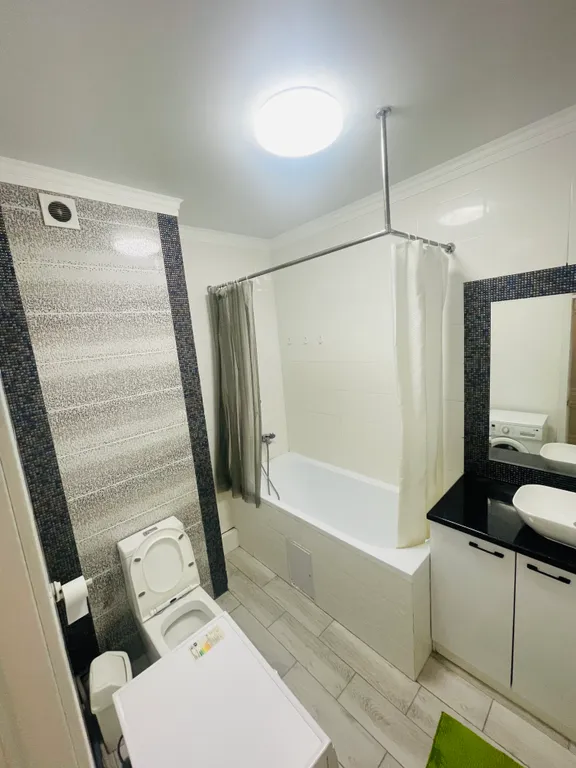 Квартира Просторная трехкомнатная квартира в ЖК Atria — Алматы