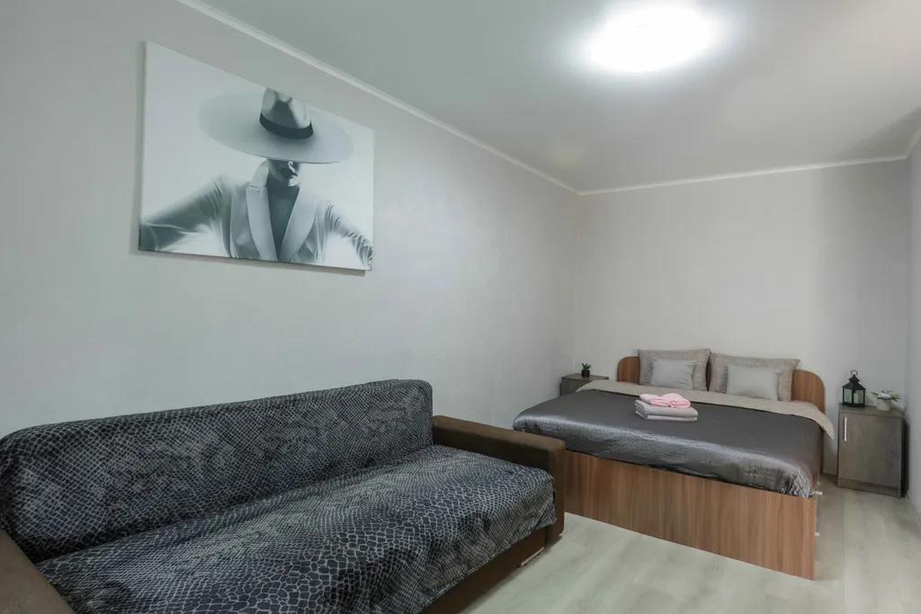 Уютная 1-комнатная квартира в центре города — аренда посуточно в Смоленск