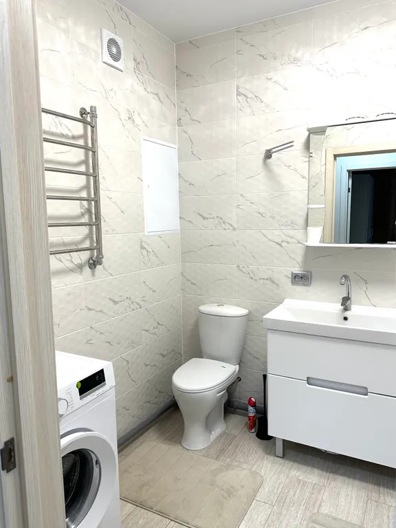 Новые апартаменты в парке в одной минуте от озера Сенеж