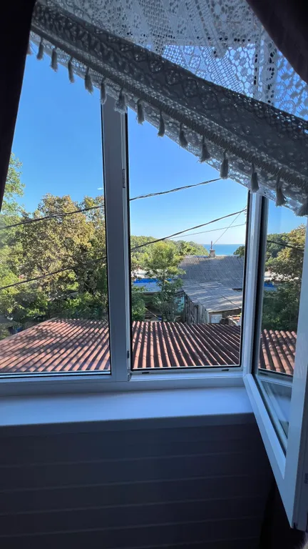 Уютный дом на море