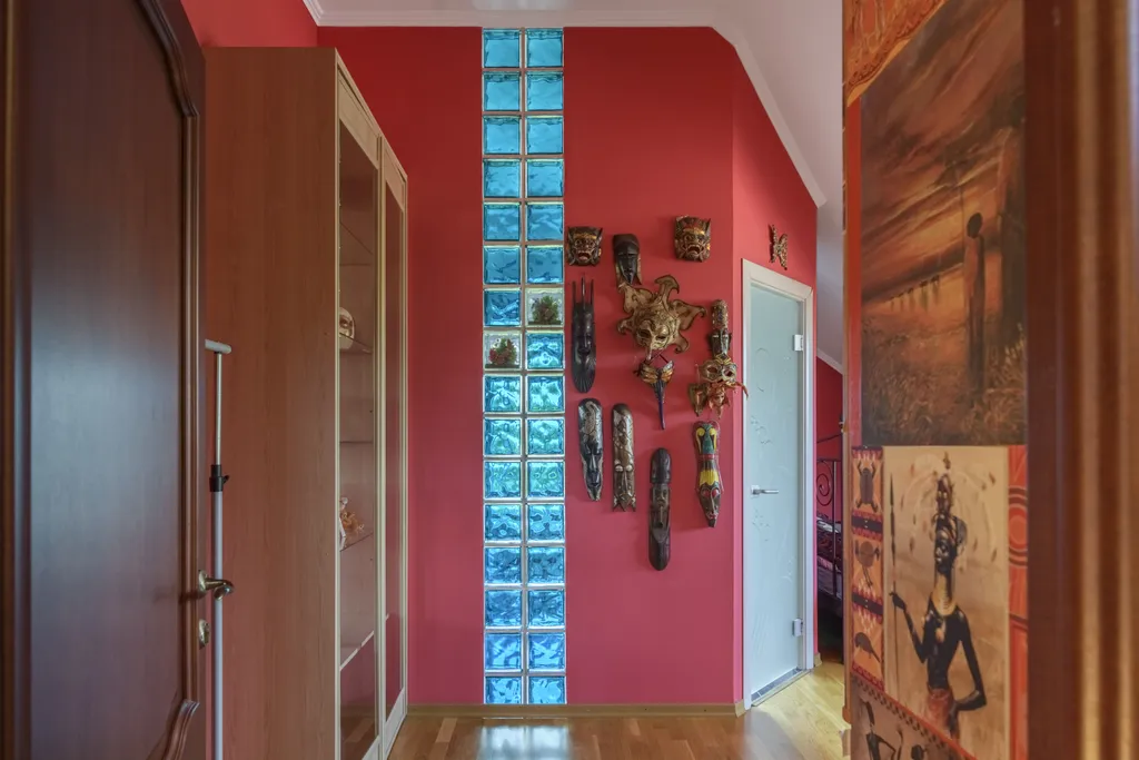 Просторный комфортабельный коттедж с баней