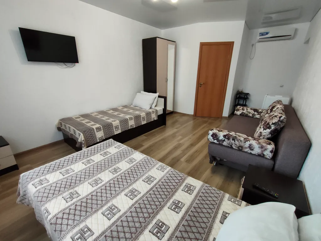 Квартира Комната — аренда посуточно в Береговое (Феодосия)