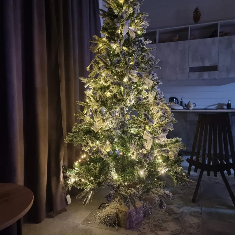 Уютный дом на берегу реки Кимрка