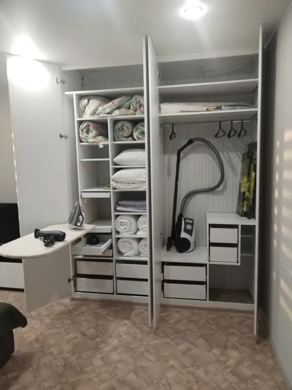 Квартира Большая двухкомнатная квартира рядом с аэропортом — Обь