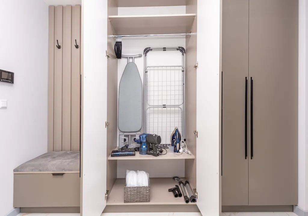 Oceanview Mood by Aesthaven