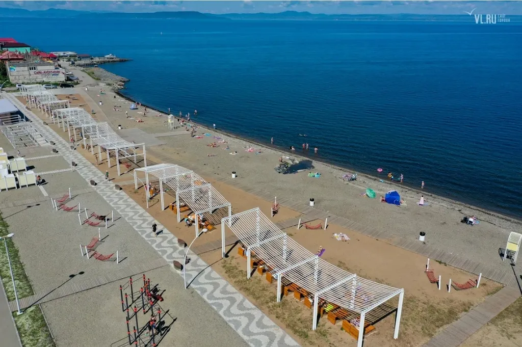 Дом на берегу моря