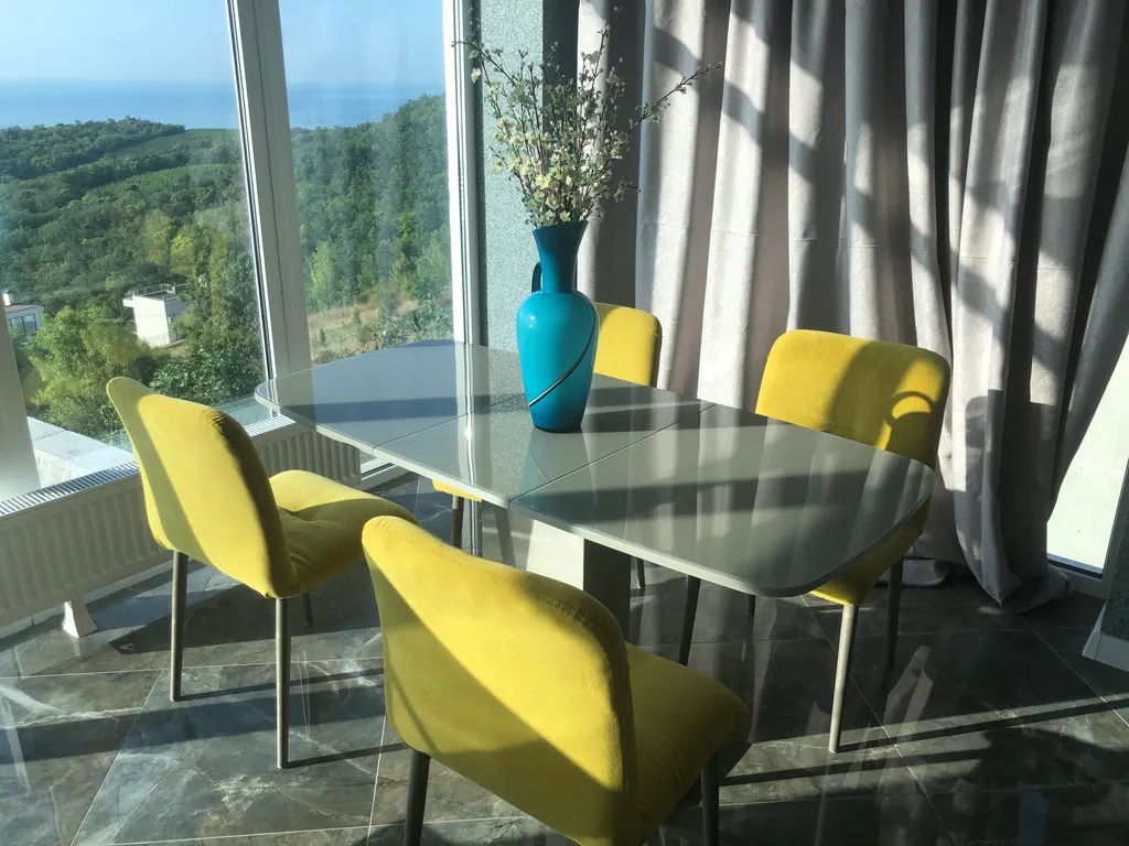 Квартира 3-комнатная Квартира — Малый Маяк