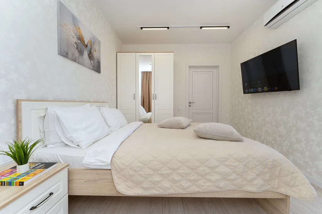 Трехкомнатная квартира у моря с балконом!