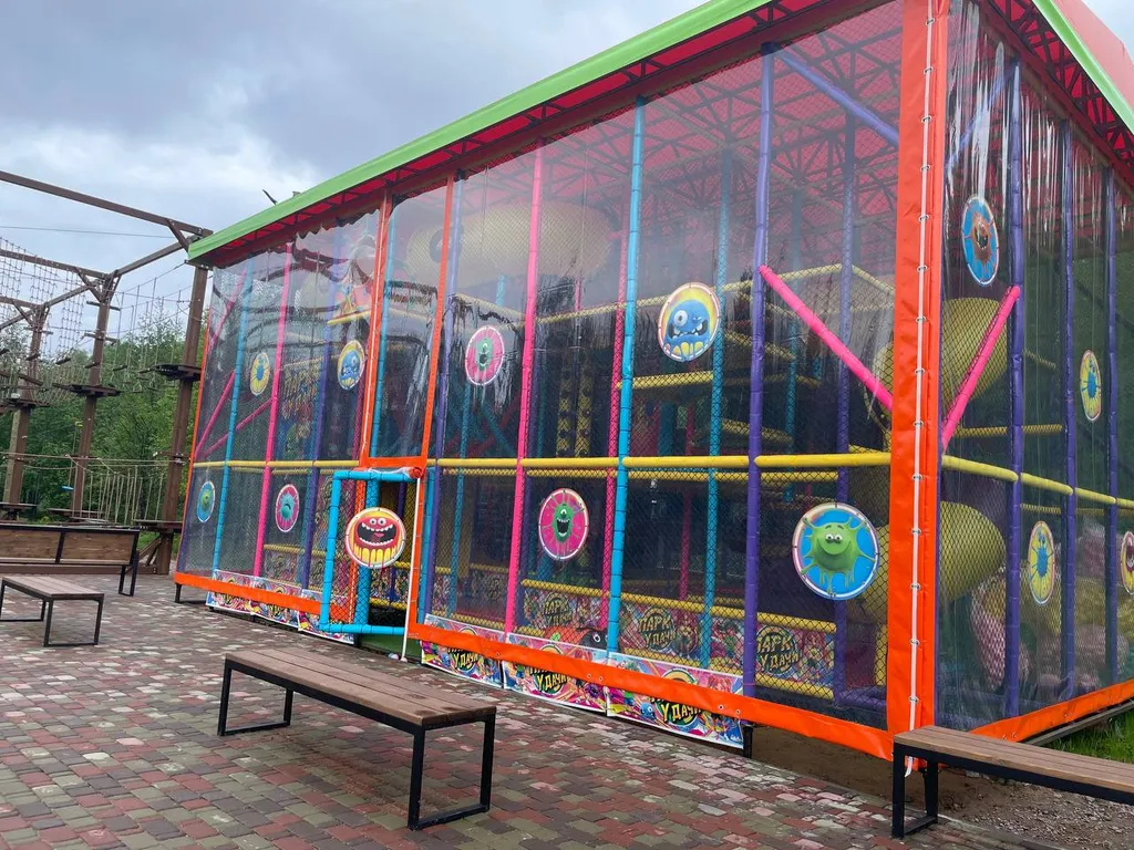 Студия на берегу залива