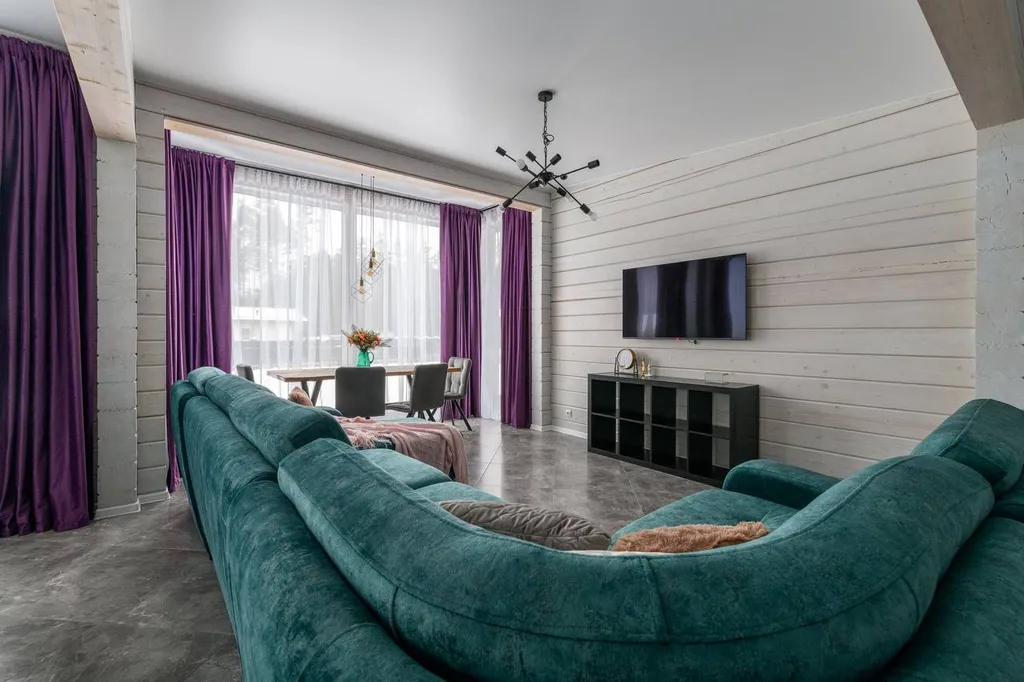 Уютный новый коттедж на берегу Финского залива
С баней на дровах