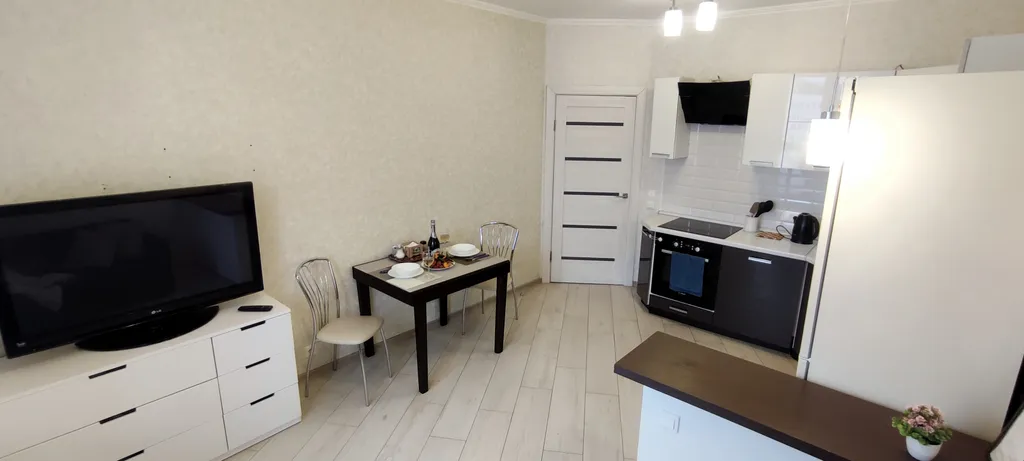 Apartment White Lodging