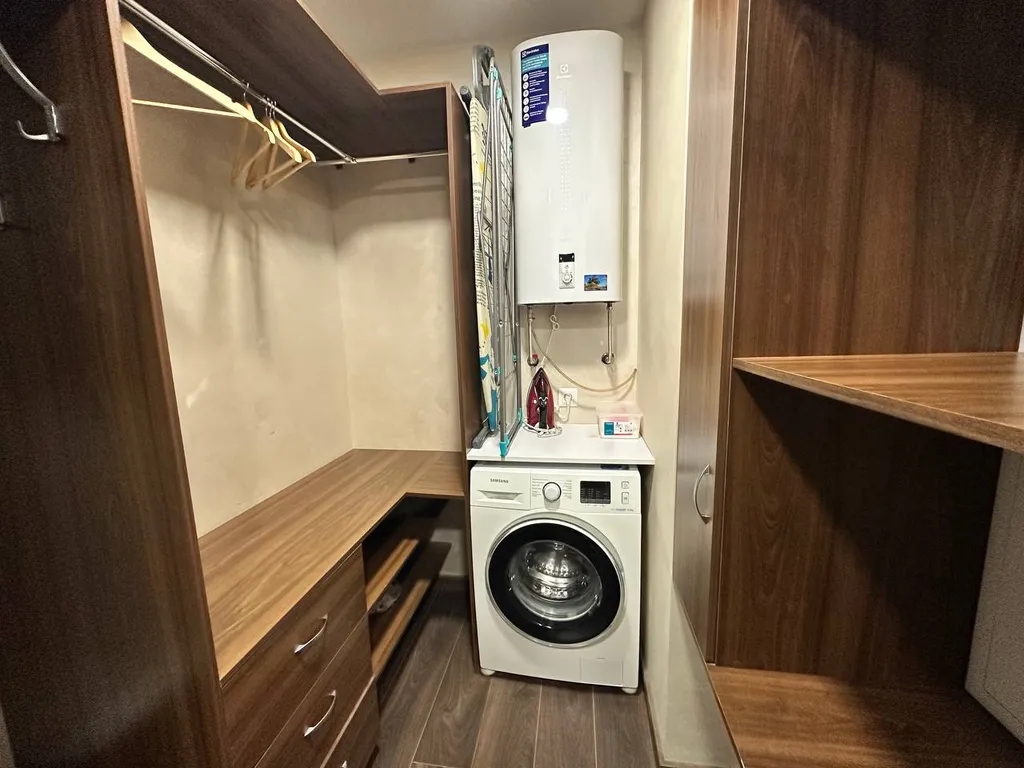 Евродвушка с лоджией с видом на Дон