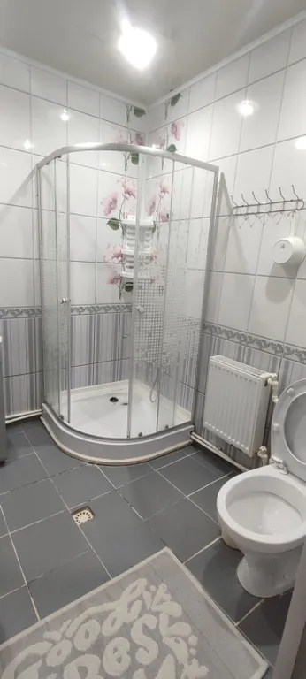 Уютный домик недалеко от моря и озера