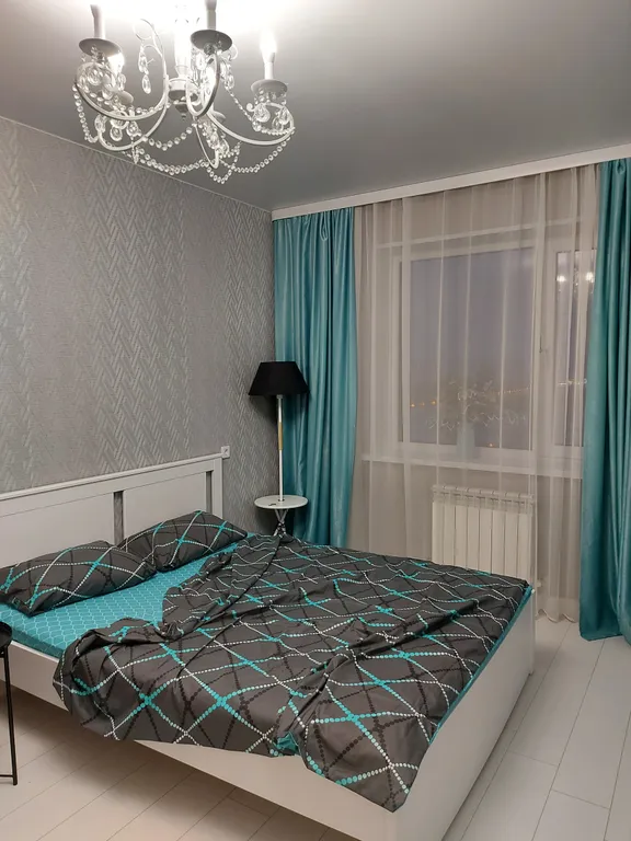 Новая квартира с видом на стадион